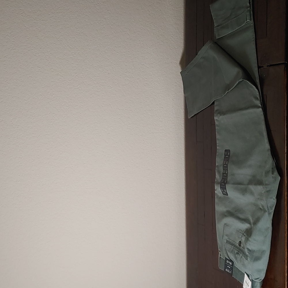 J. Crew Men's Slim Flex Chinos...Only Size 34/34 left - NWT...Sick color!